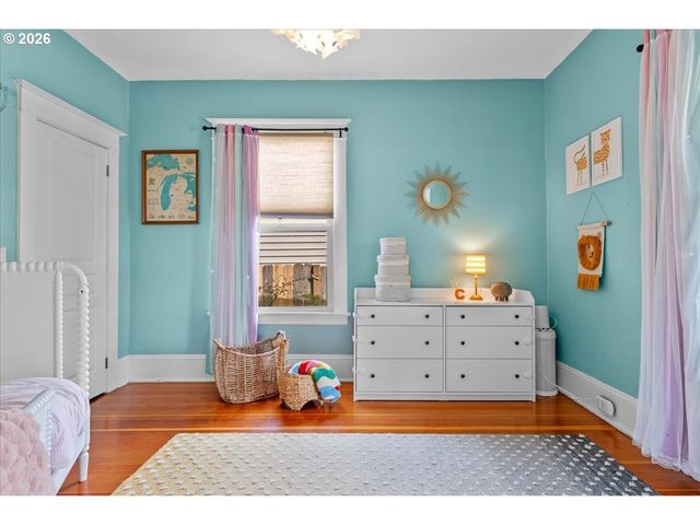 8547 N OSWEGO Ave, Portland, OR 97203