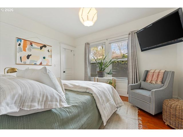 8547 N OSWEGO Ave, Portland, OR 97203