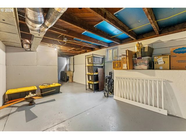 8547 N OSWEGO Ave, Portland, OR 97203