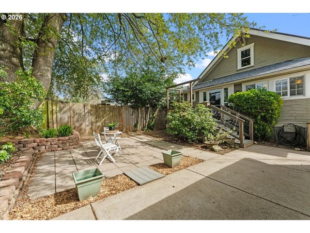 8547 N OSWEGO Ave, Portland, OR 97203
