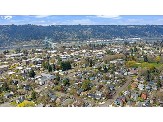 8547 N OSWEGO Ave, Portland, OR 97203