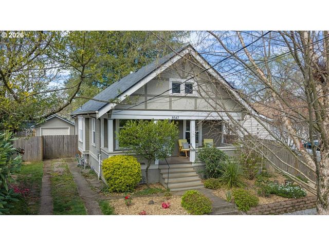8547 N OSWEGO Ave, Portland, OR 97203