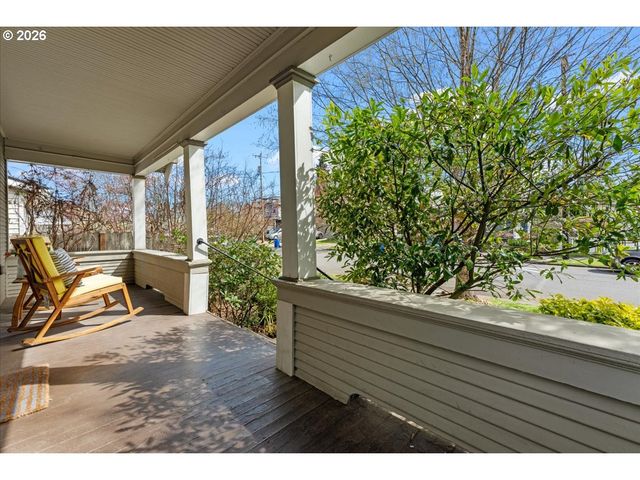 8547 N OSWEGO Ave, Portland, OR 97203