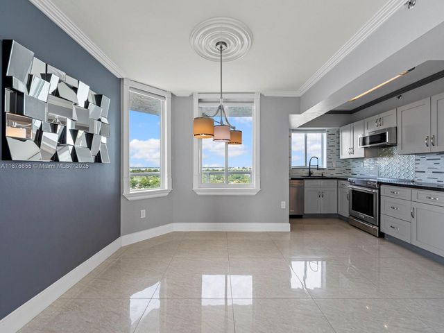 5900 Collins Ave 1201, Miami Beach, FL 33140