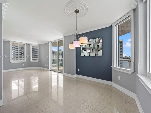 5900 Collins Ave 1201, Miami Beach, FL 33140