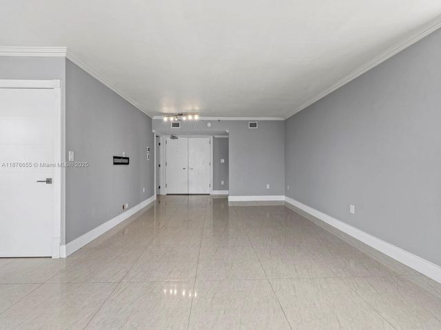 5900 Collins Ave 1201, Miami Beach, FL 33140