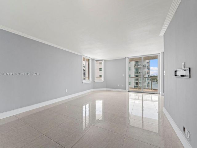 5900 Collins Ave 1201, Miami Beach, FL 33140
