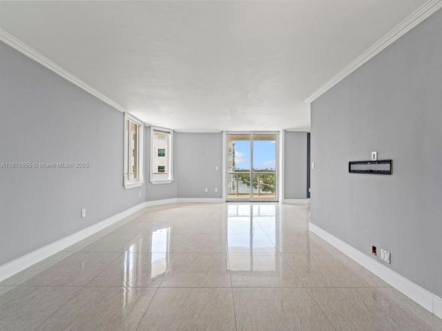 5900 Collins Ave 1201, Miami Beach, FL 33140