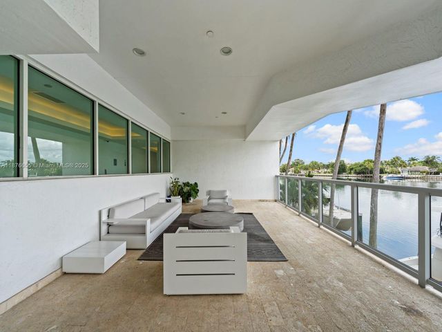 5900 Collins Ave 1201, Miami Beach, FL 33140
