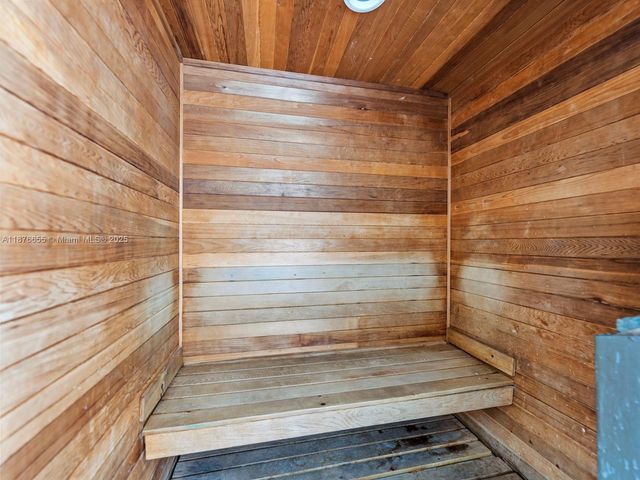 5900 Collins Ave 1201, Miami Beach, FL 33140