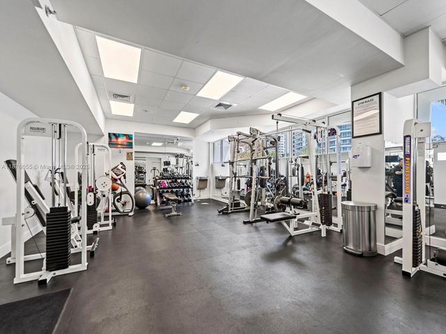 5900 Collins Ave 1201, Miami Beach, FL 33140