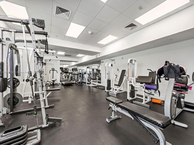 5900 Collins Ave 1201, Miami Beach, FL 33140