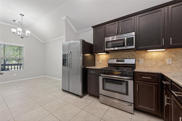 2248 Ivy Wall Drive, Conroe, TX 77301