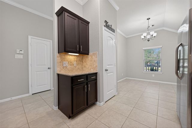 2248 Ivy Wall Drive, Conroe, TX 77301