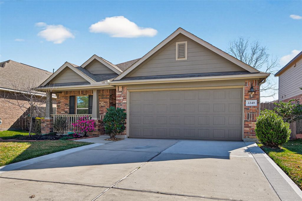 2248 Ivy Wall Drive, Conroe, TX 77301