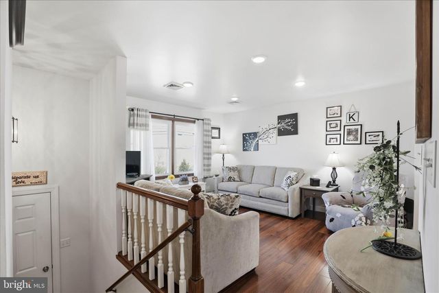 3481 MOUNT JOY RD, Mount Joy, PA 17552