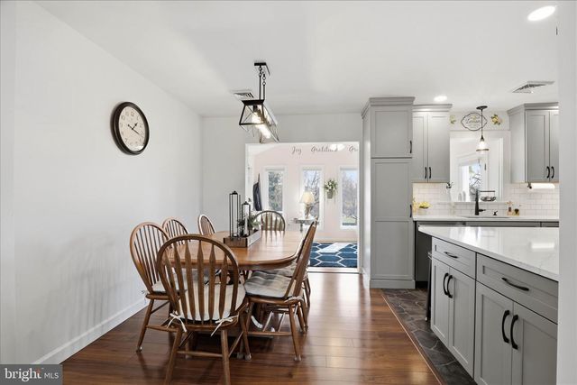 3481 MOUNT JOY RD, Mount Joy, PA 17552