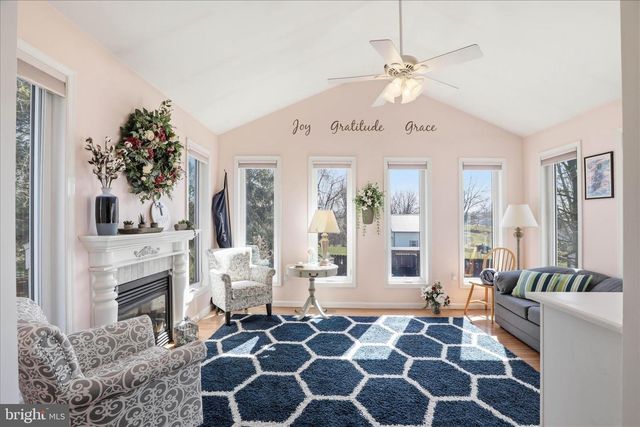 3481 MOUNT JOY RD, Mount Joy, PA 17552