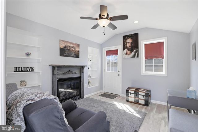 3481 MOUNT JOY RD, Mount Joy, PA 17552