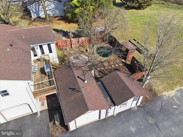 3481 MOUNT JOY RD, Mount Joy, PA 17552