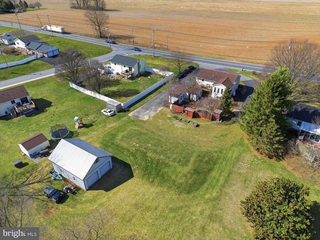 3481 MOUNT JOY RD, Mount Joy, PA 17552