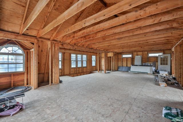 900 S Randolph Street, Garrett, IN 46738