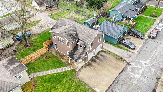 900 S Randolph Street, Garrett, IN 46738