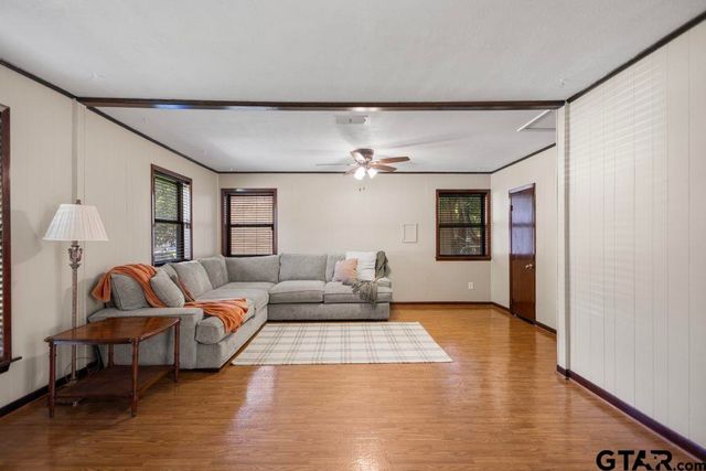 3808 Appletree Ln, Tyler, TX 75701