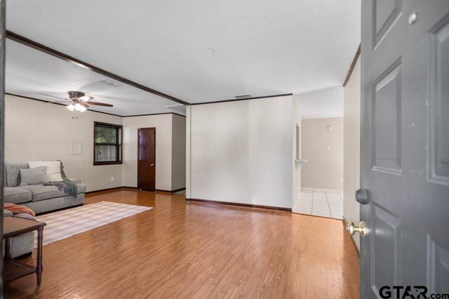 3808 Appletree Ln, Tyler, TX 75701