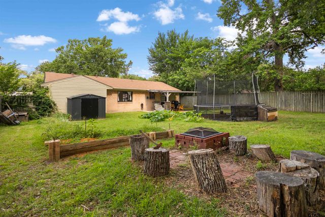 3808 Appletree Ln, Tyler, TX 75701
