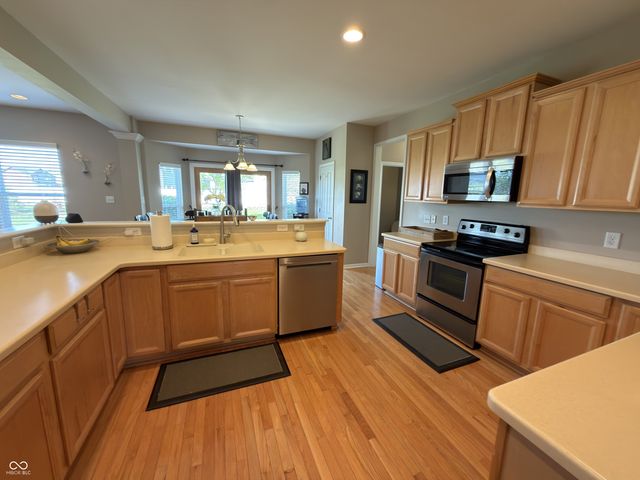 334 Arborglen Drive, Brownsburg, IN 46112