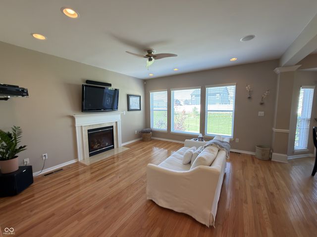 334 Arborglen Drive, Brownsburg, IN 46112