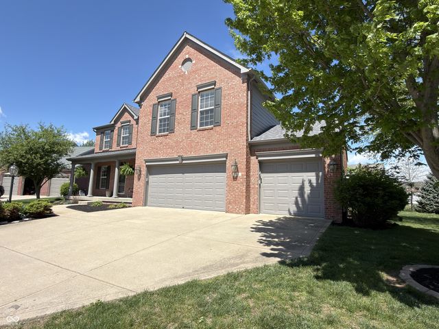 334 Arborglen Drive, Brownsburg, IN 46112