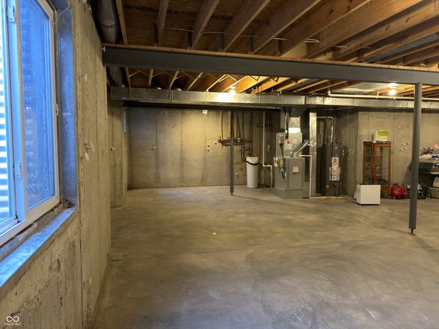 334 Arborglen Drive, Brownsburg, IN 46112