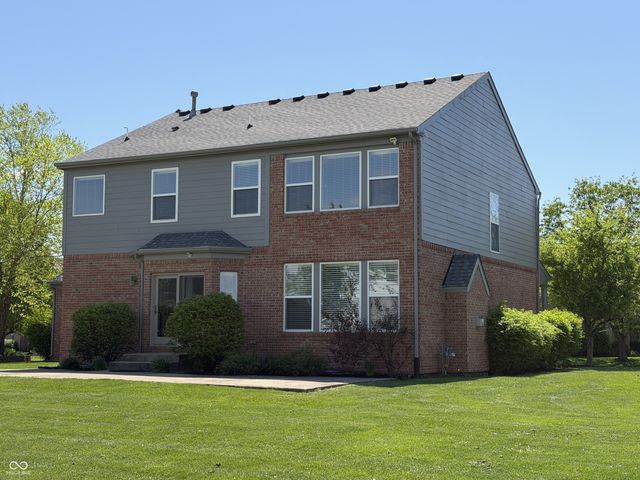 334 Arborglen Drive, Brownsburg, IN 46112