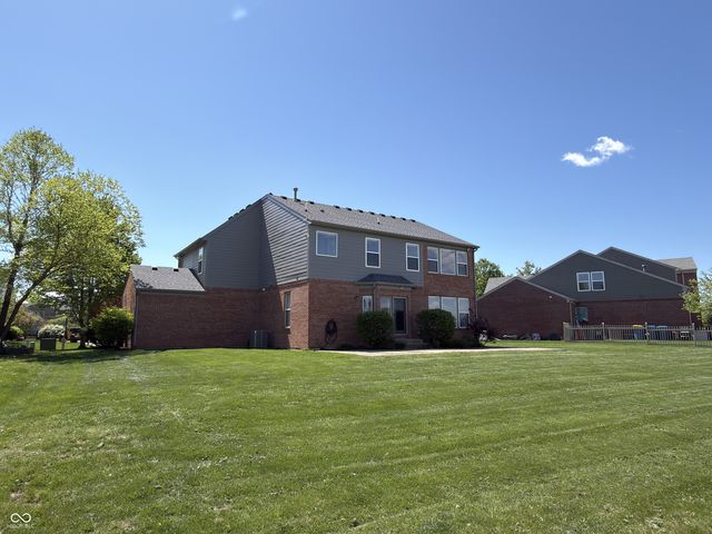 334 Arborglen Drive, Brownsburg, IN 46112