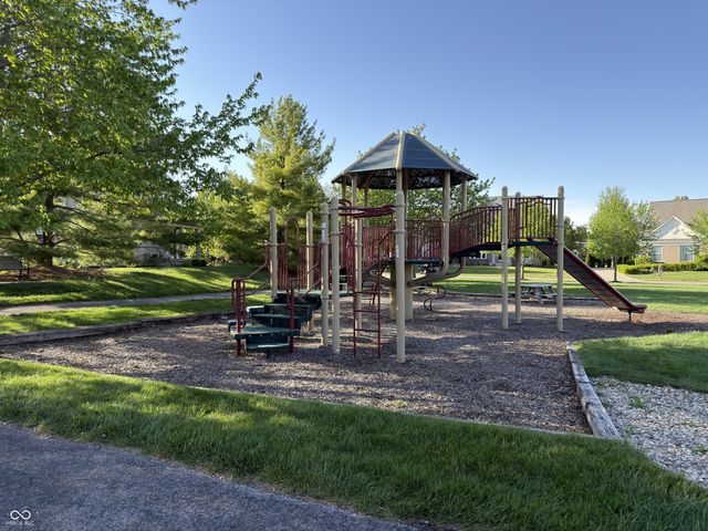 334 Arborglen Drive, Brownsburg, IN 46112