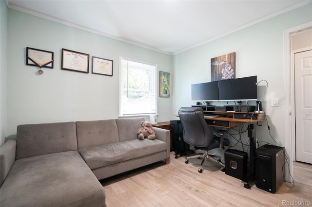 2170 Sonoma Street, Ferndale, MI 48220