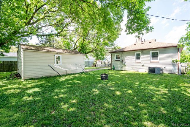 2170 Sonoma Street, Ferndale, MI 48220