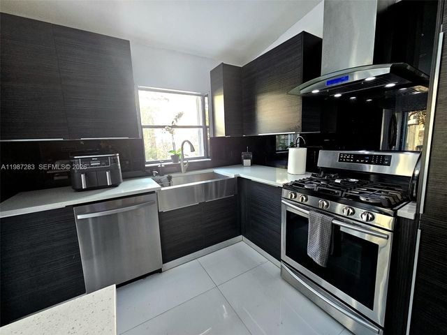 8003 SW 158th Place, Miami, FL 33193