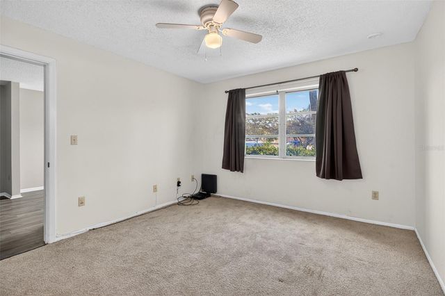 801 83RD AVENUE N 118, St Petersburg, FL 33702