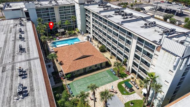 801 83RD AVENUE N 118, St Petersburg, FL 33702