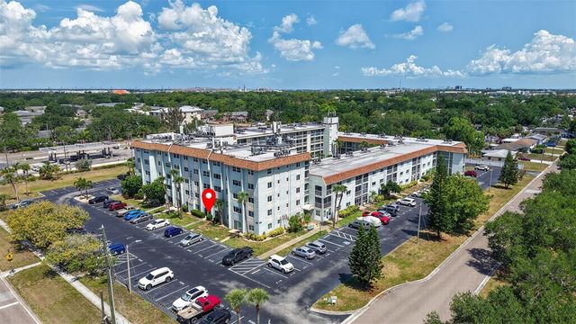 801 83RD AVENUE N 118, St Petersburg, FL 33702