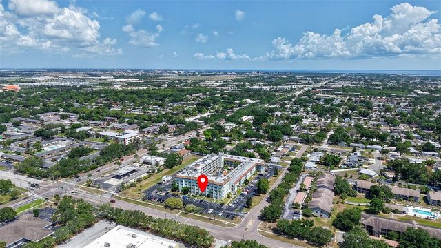 801 83RD AVENUE N 118, St Petersburg, FL 33702