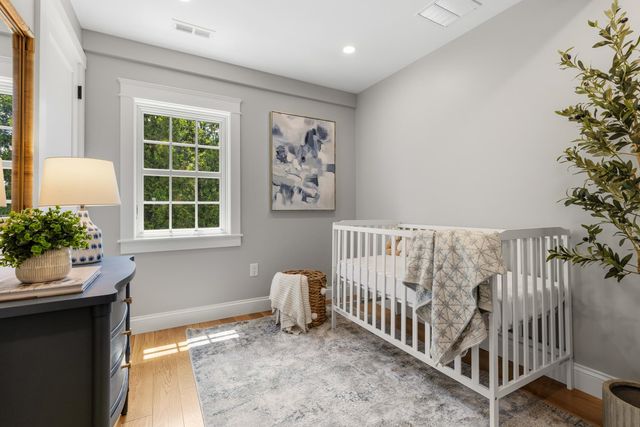 6 DEARBORN Street, Portsmouth, NH 03801