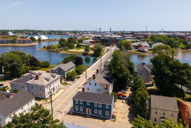 6 DEARBORN Street, Portsmouth, NH 03801