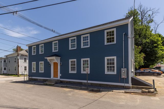 6 DEARBORN Street, Portsmouth, NH 03801