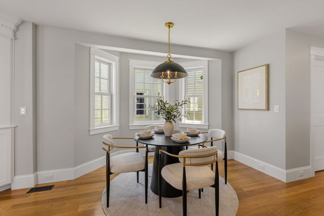 6 DEARBORN Street, Portsmouth, NH 03801
