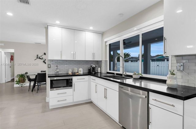 8661 NW 20th Court, Sunrise, FL 33322