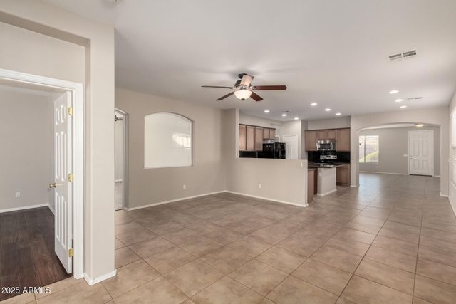 46072 W BARBARA Lane, Maricopa, AZ 85139